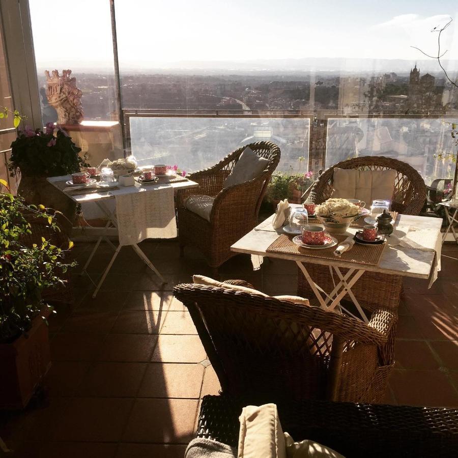 Casa Tipica Siciliana Patronale Home Bedandbreakfast Tremetrisoprailcielo Camere Con Vista, Colazione Interna In Terrazzo Panoramico Caltagirone Exterior foto